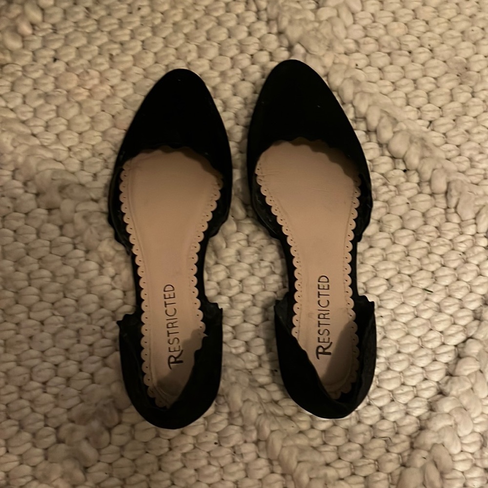 Black flats